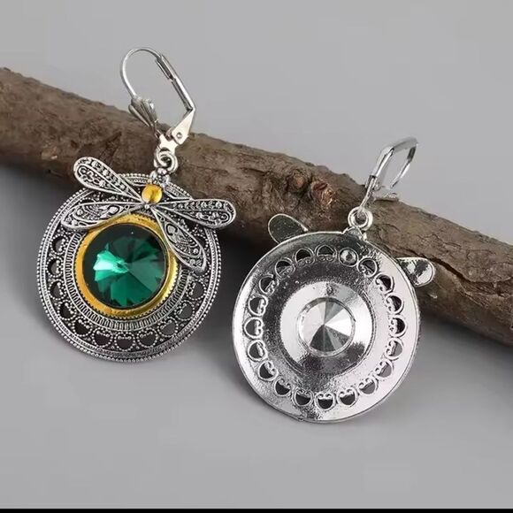 Earrings Dragonfly Women's Retro Green Crystal Dangle New f13 - Picture 2 of 4